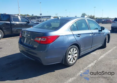 2016 Subaru Legacy 2.5I Premium из США, поврежденный, VIN 4S3BNAC62G3009310